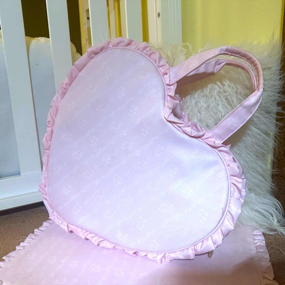 Stoney Clover Lane Scones and Cake Heart Tote